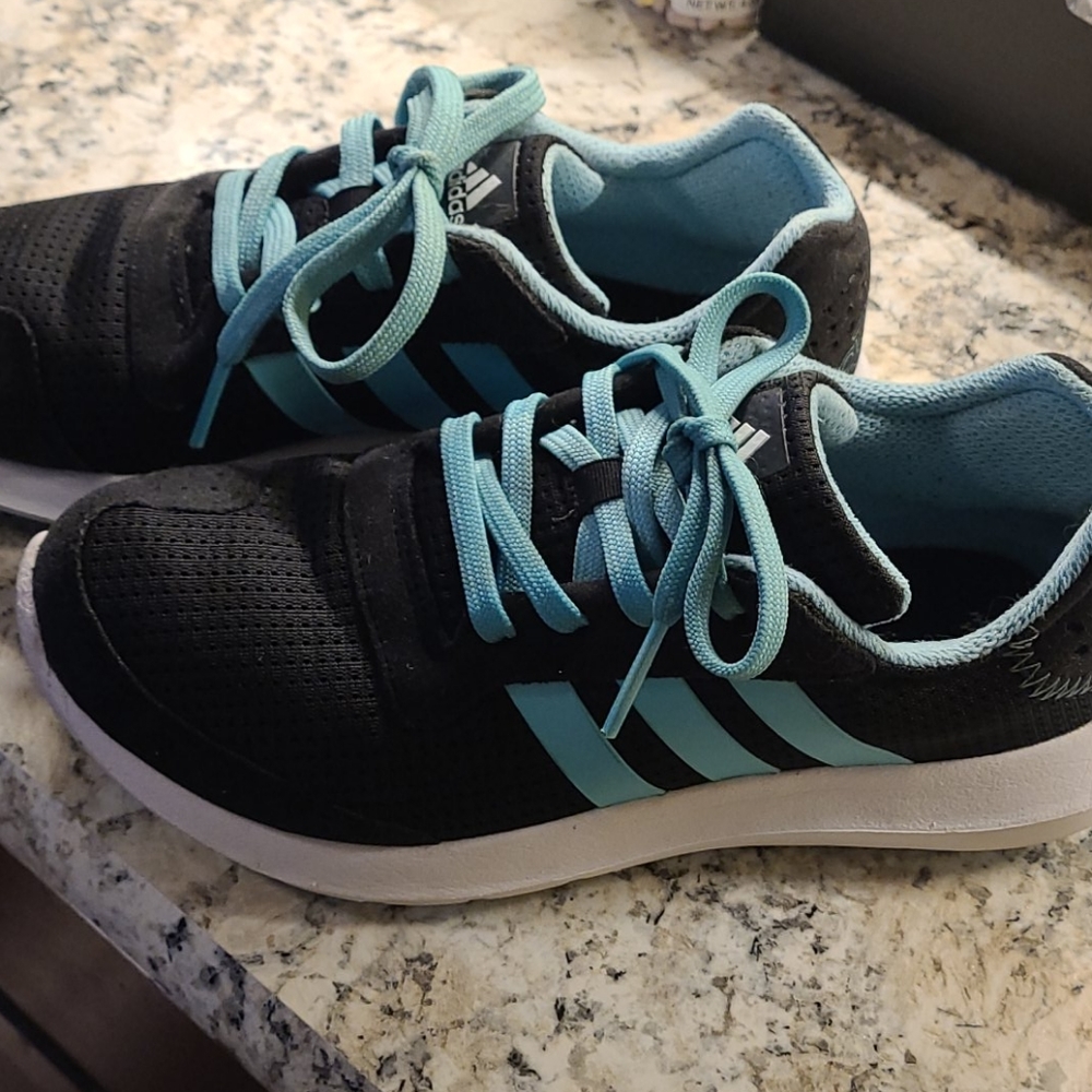 Teal & black adidas cloudfoam sneakers